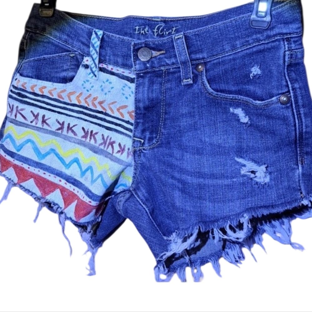 THE FLIRT FUN SHORTS